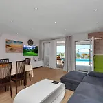 Сasa de vacaciones Unendliche Freude By Interhome *