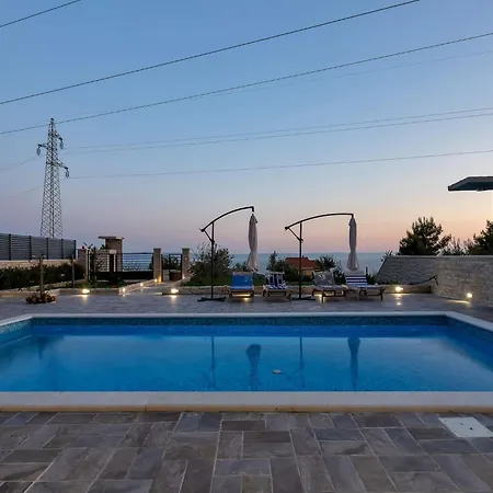 Unendliche Freude By Interhome