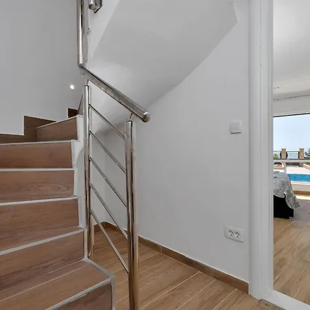 Unendliche Freude By Interhome *